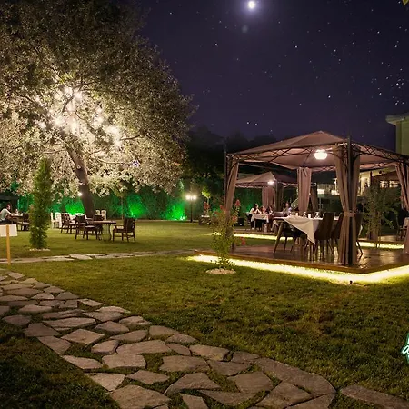 Park Hotel 3*